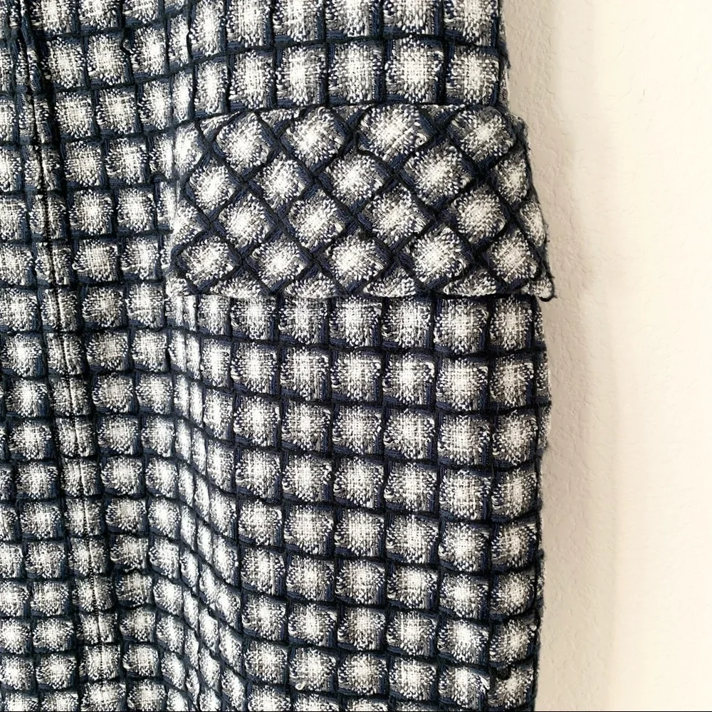 CHANEL tweed zipper